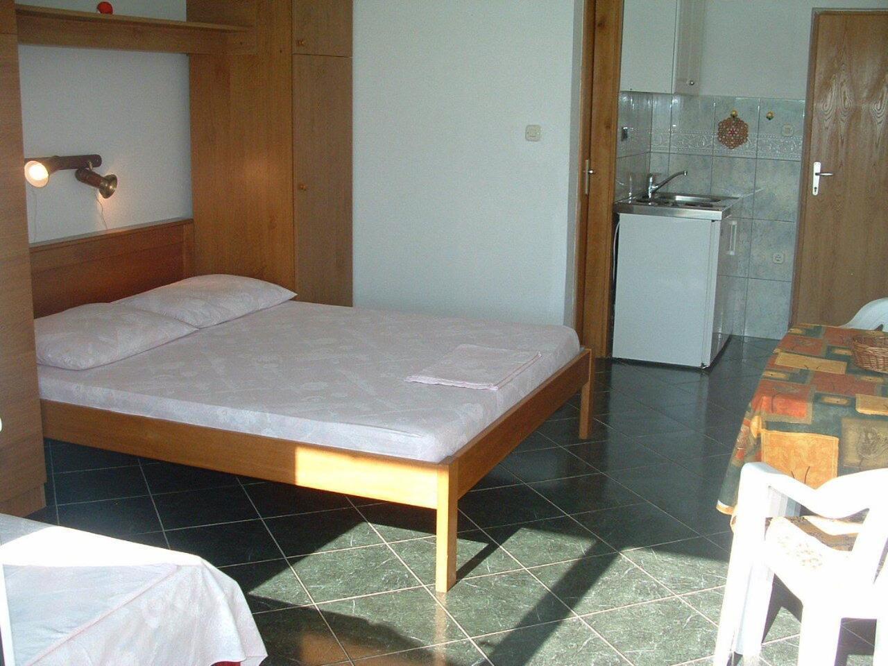 Apartments Tonka Vinišće 外观 照片